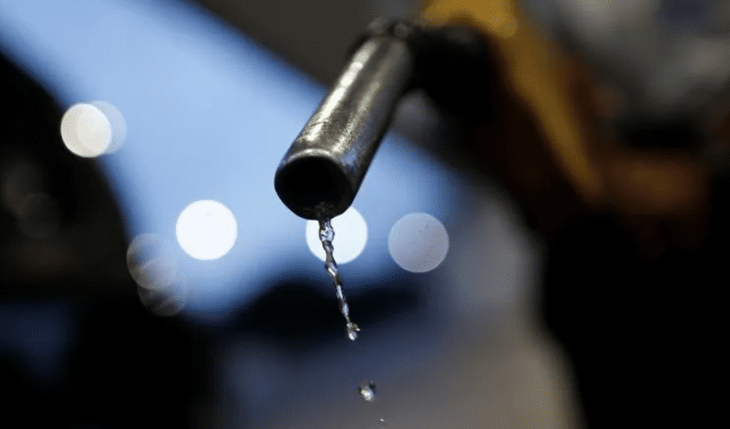 Preço do diesel gera inquérito da PF e ameaça de greve de caminhoneiros