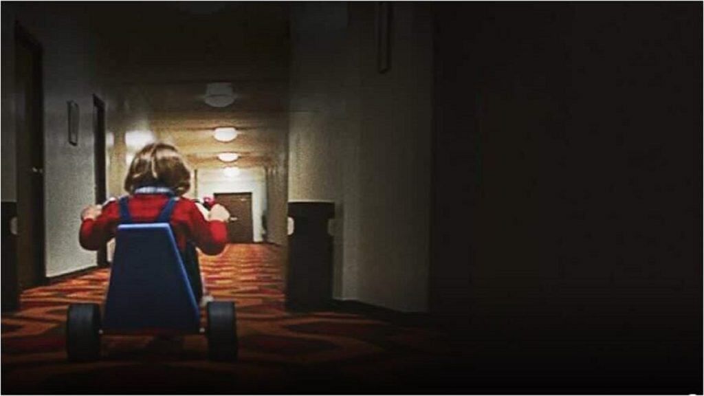 Cena do filme O iluminado_Imagem Reprodução Warner Bros