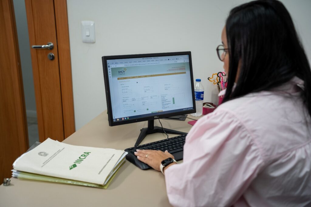 Secretaria de Agricultura de LEM adere Programa Terra Cidadã para produtores rurais