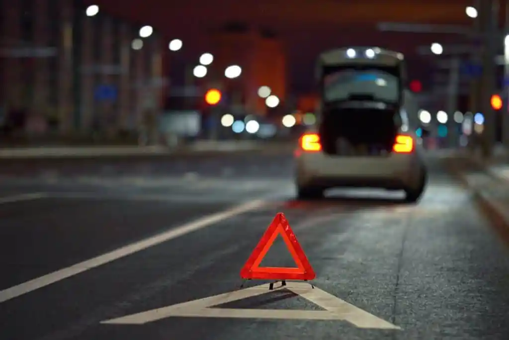 carro quebrado
